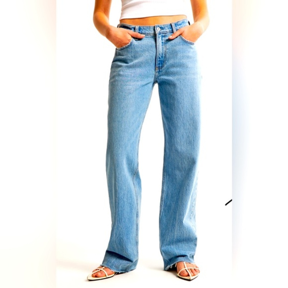 Abercrombie Straight Leg Baggy Jeans - New!